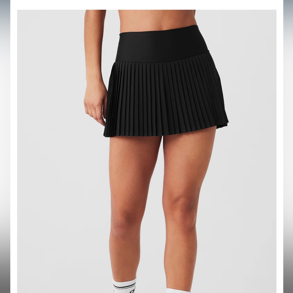 ALO Yoga Black Pleated Mini Skirt